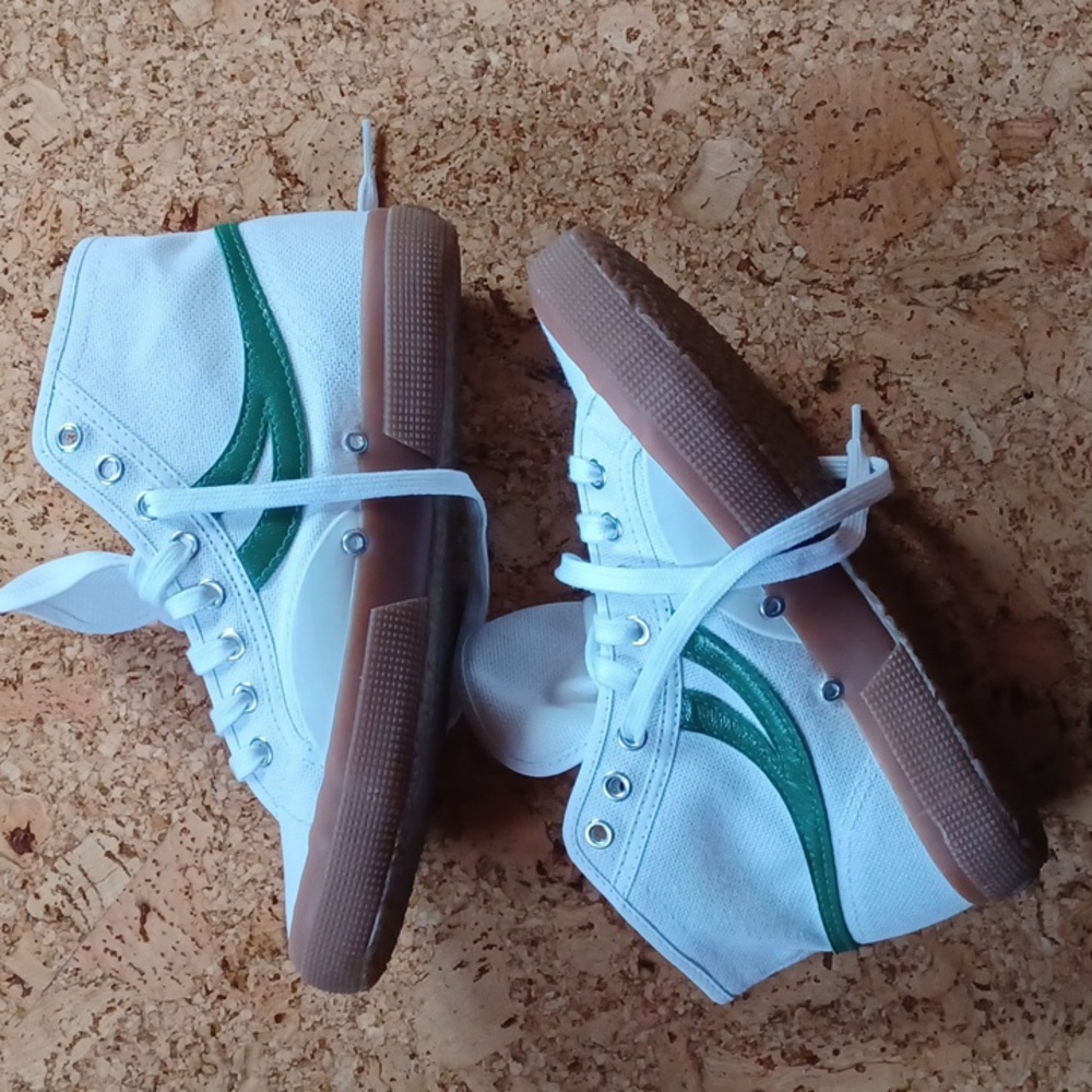 Superga Women's White & Green Swallow Tail High Tops Size 8.5 NIB